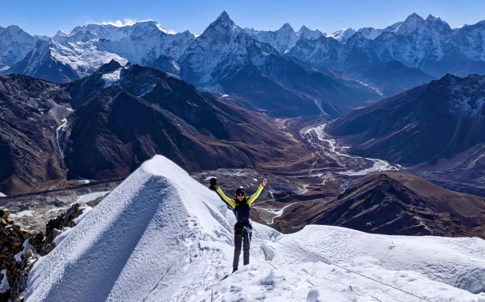 Lobuche Peak Climbing